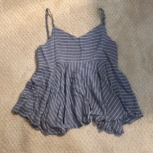 Lizard thicket open-back top